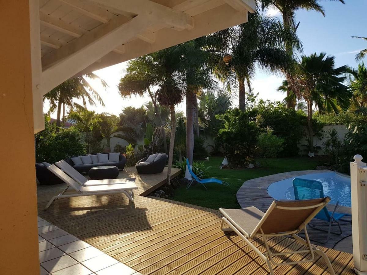 Villa Piscine et Iguanes en bord de mer proche plages marina et golf Saint-Francois  Extérieur photo