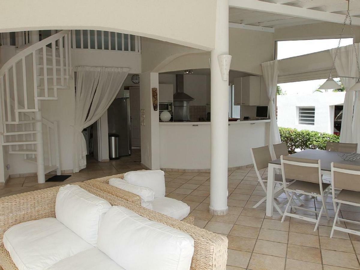Villa Piscine et Iguanes en bord de mer proche plages marina et golf Saint-Francois  Extérieur photo